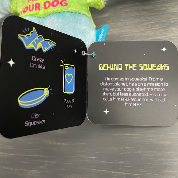 Bark box playalien A.R.F dog toy - Picture 2 of 6